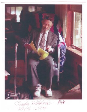 Charles Hartshorne reading document